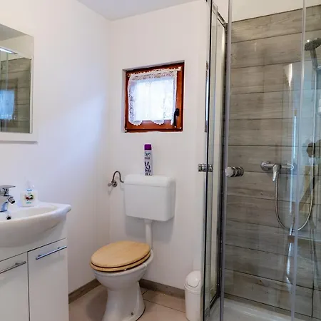 Charming Little Nature House In Terme Banovci *